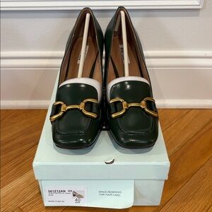 NIB Bibi Lou Elegant Green Leather Loafers - size 40 ( US 9-9,5 )